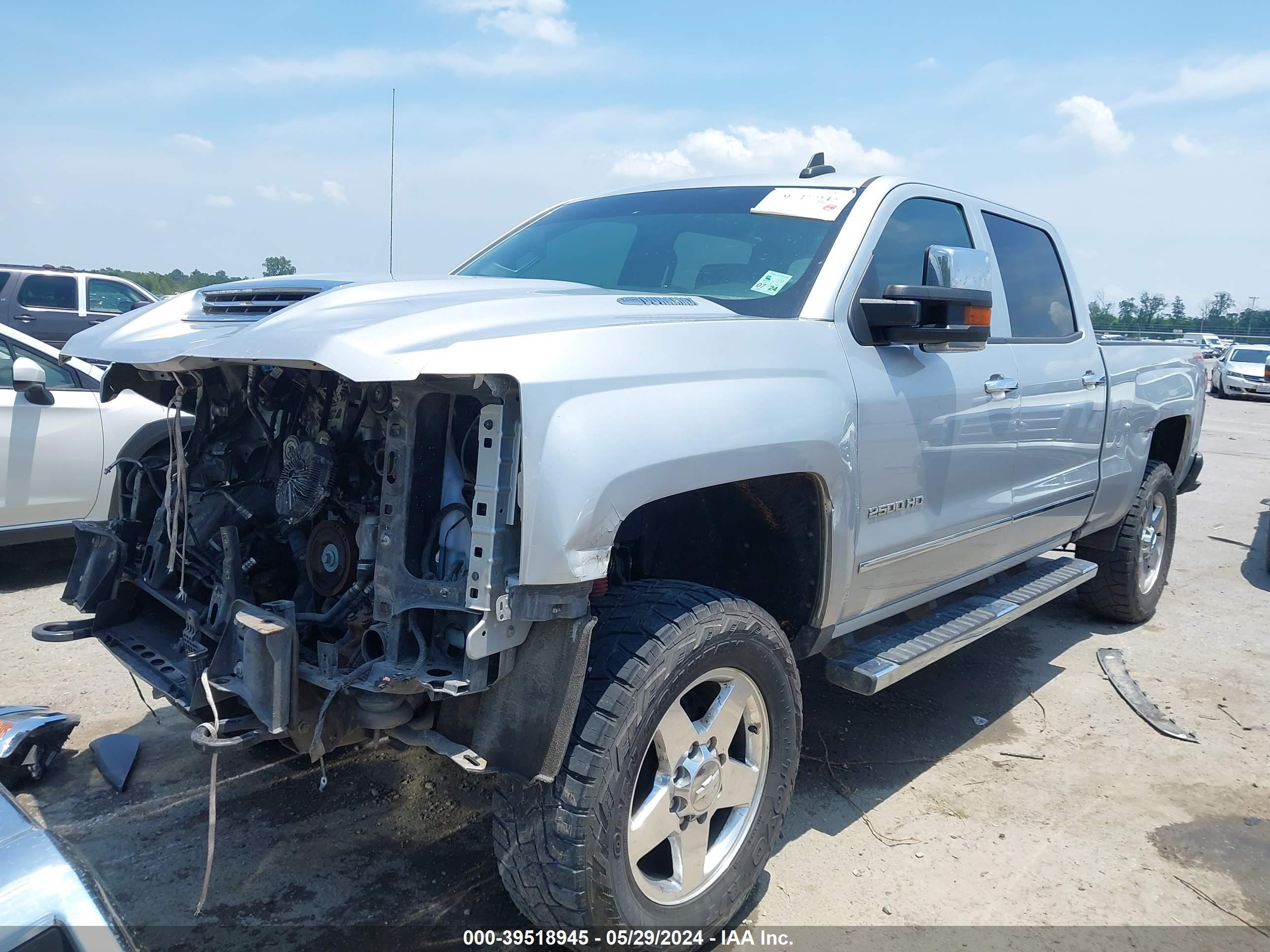 Photo 1 VIN: 1GC1KVEY7JF178934 - CHEVROLET SILVERADO 