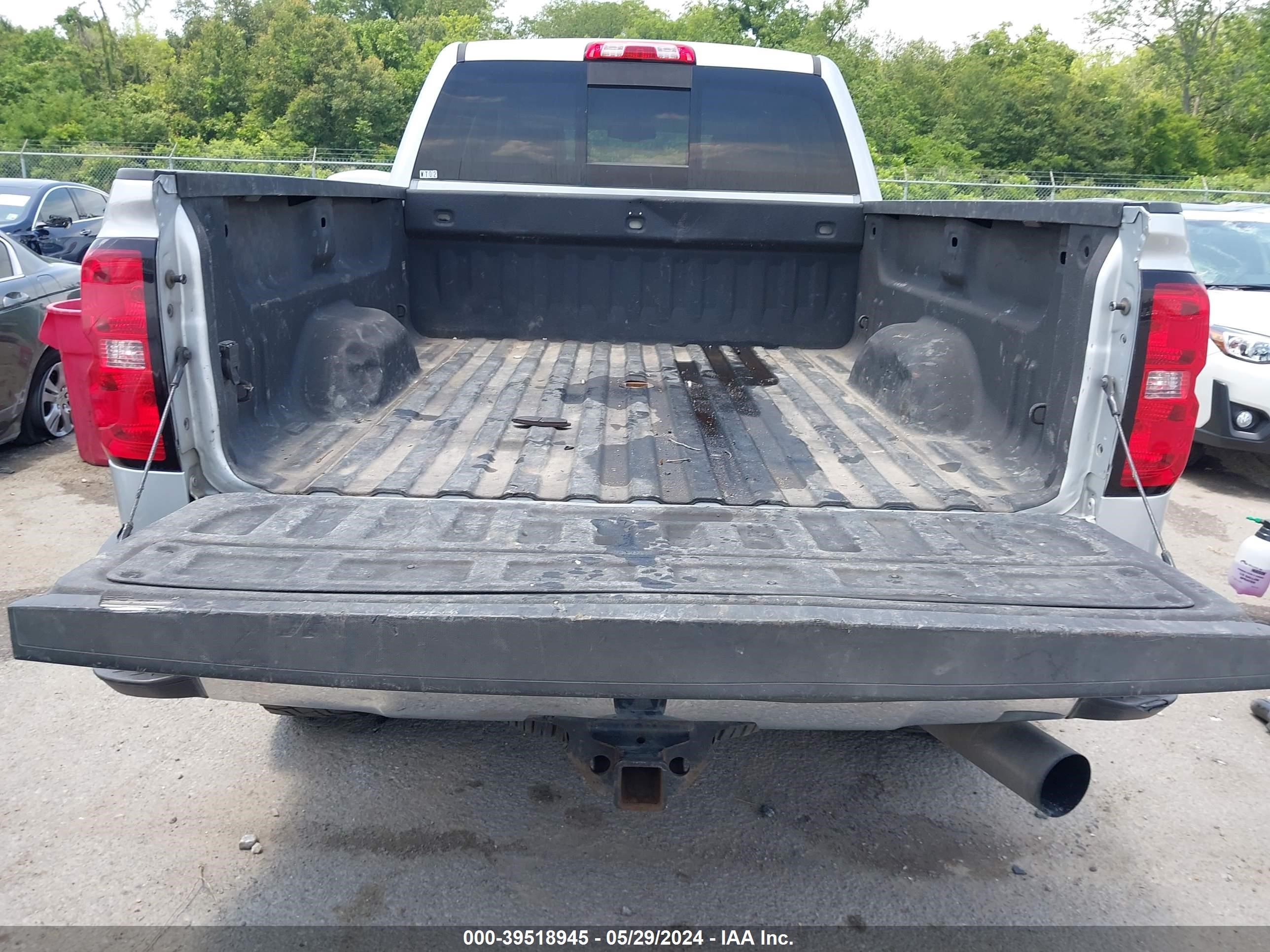 Photo 7 VIN: 1GC1KVEY7JF178934 - CHEVROLET SILVERADO 