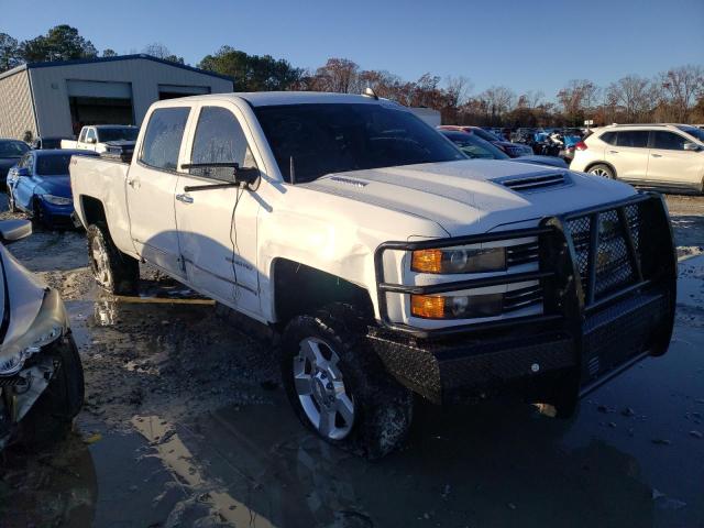 Photo 3 VIN: 1GC1KVEY8JF227588 - CHEVROLET SILVERADO 