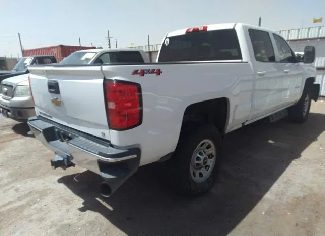 Photo 3 VIN: 1GC1KVEY9JF272846 - CHEVROLET SILVERADO 2500HD 