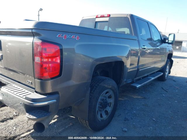 Photo 3 VIN: 1GC1KWE80FF179484 - CHEVROLET SILVERADO 