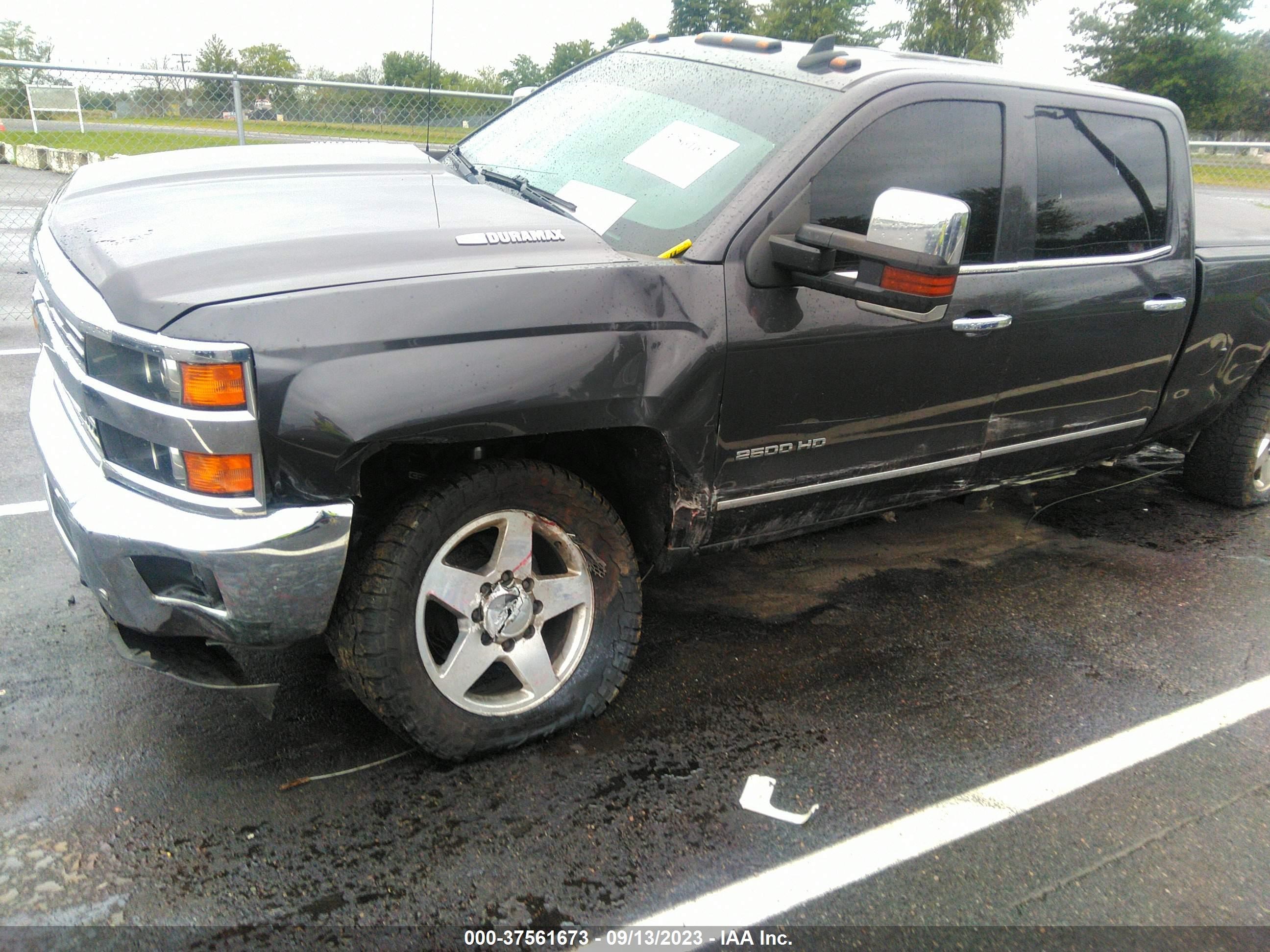 Photo 5 VIN: 1GC1KWE80FF644006 - CHEVROLET SILVERADO 