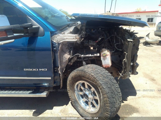 Photo 5 VIN: 1GC1KWE80GF135163 - CHEVROLET SILVERADO 2500HD 