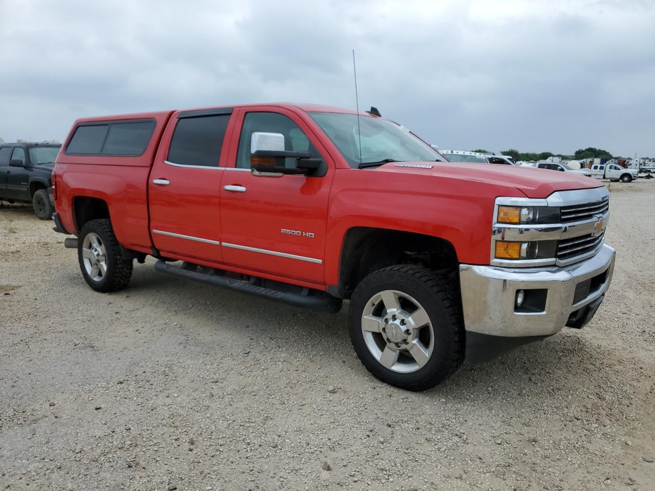 Photo 3 VIN: 1GC1KWE80GF237028 - CHEVROLET SILVERADO 