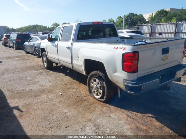 Photo 2 VIN: 1GC1KWE82FF644153 - CHEVROLET SILVERADO 