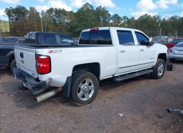 Photo 3 VIN: 1GC1KWE82GF100995 - CHEVROLET SILVERADO 