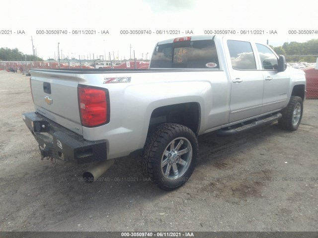 Photo 3 VIN: 1GC1KWE84FF114010 - CHEVROLET SILVERADO 2500HD 