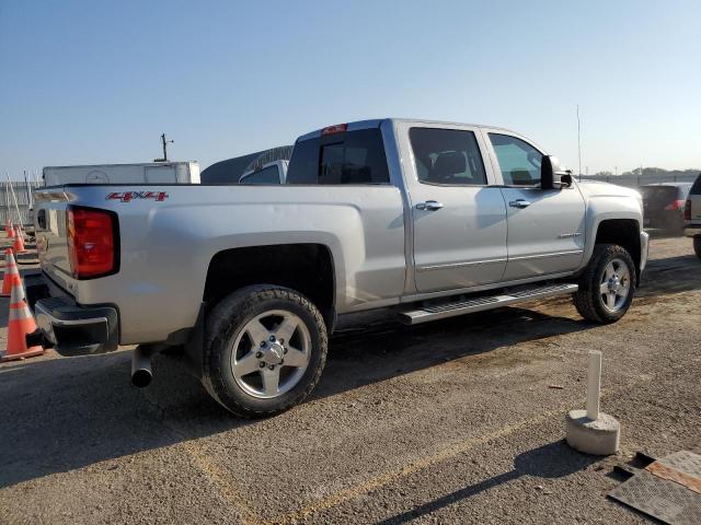 Photo 2 VIN: 1GC1KWE84FF160811 - CHEVROLET SILVERADO 