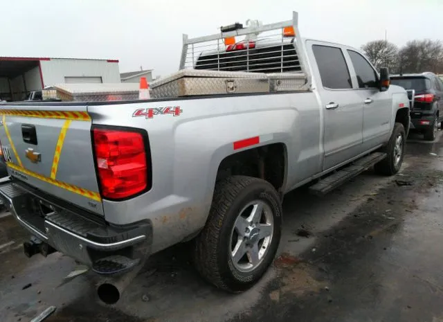 Photo 3 VIN: 1GC1KWE84FF628312 - CHEVROLET SILVERADO 2500HD 