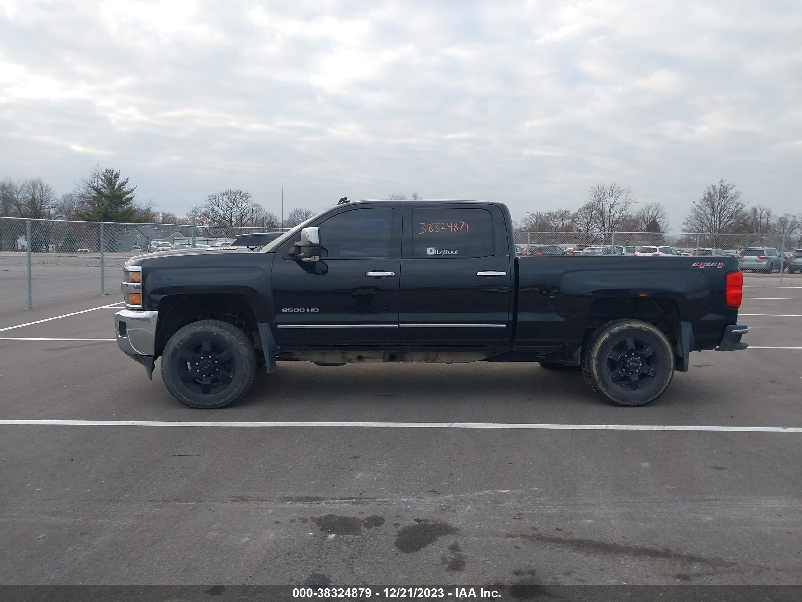 Photo 13 VIN: 1GC1KWE85FF131253 - CHEVROLET SILVERADO 