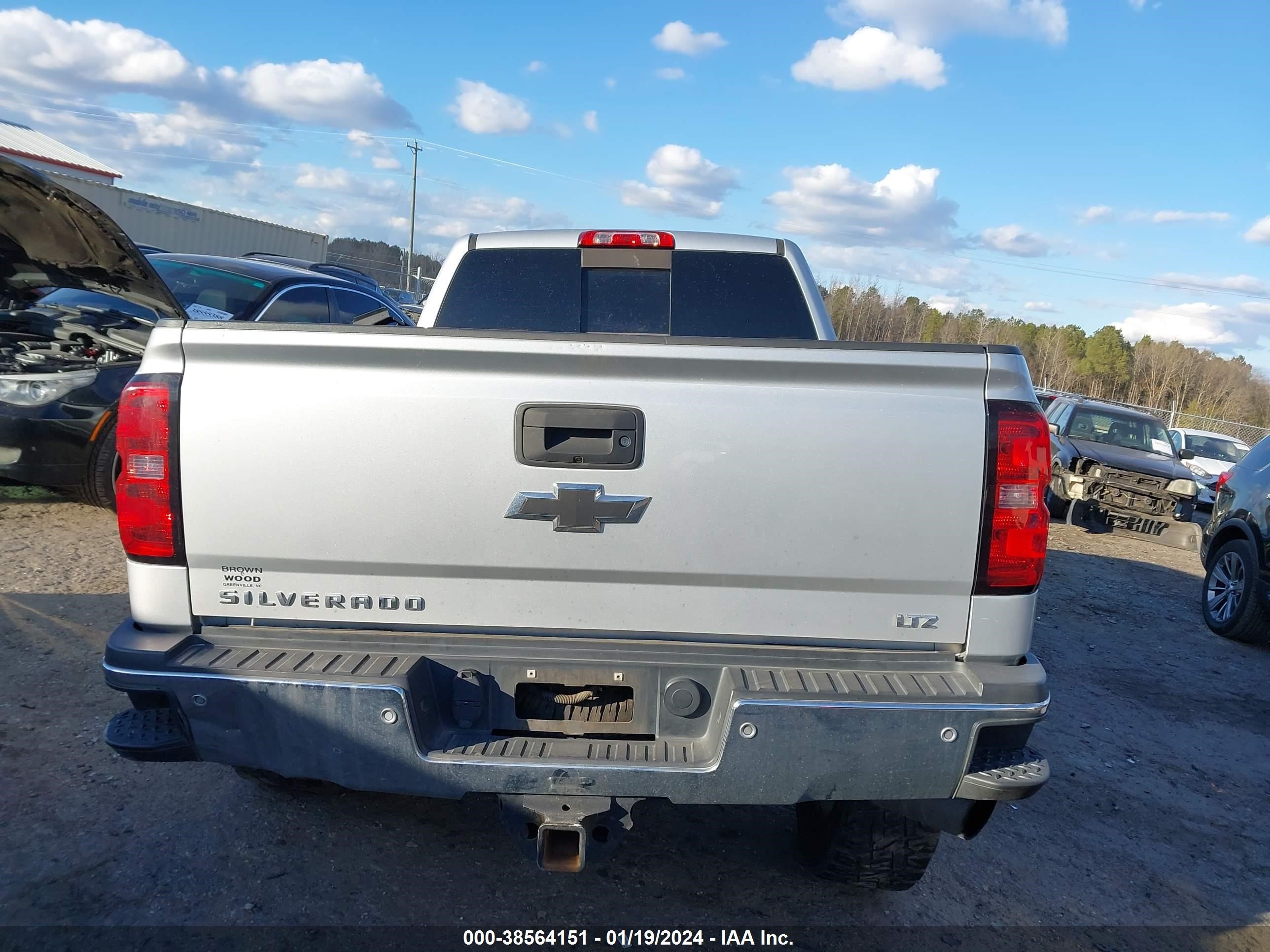 Photo 16 VIN: 1GC1KWE85FF159005 - CHEVROLET SILVERADO 