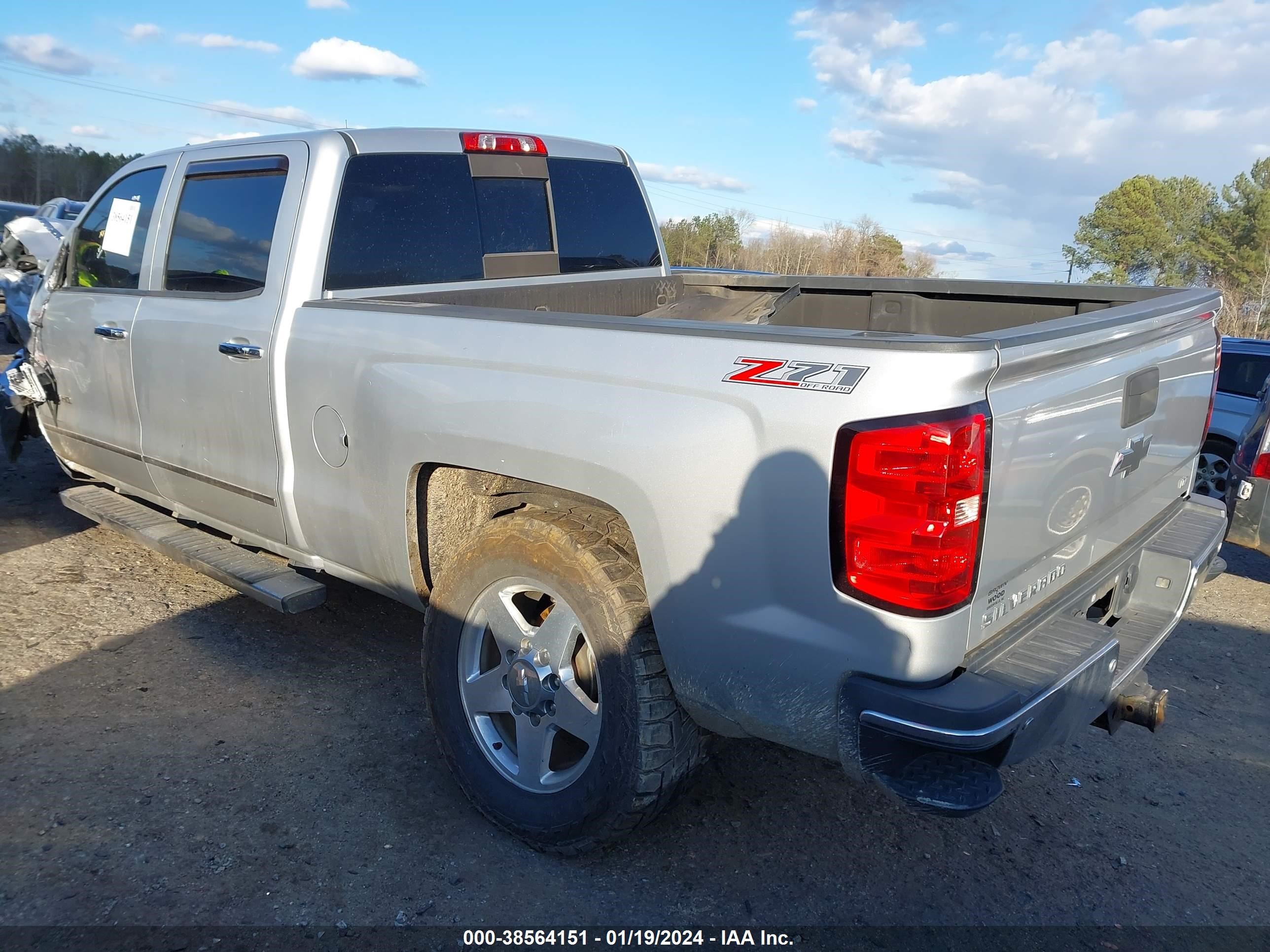 Photo 2 VIN: 1GC1KWE85FF159005 - CHEVROLET SILVERADO 