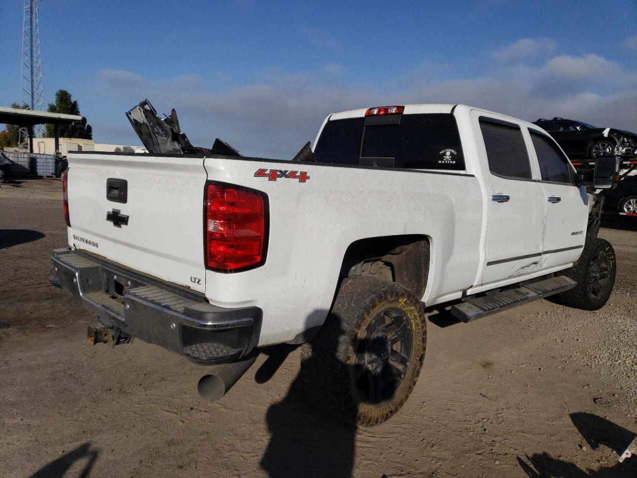 Photo 2 VIN: 1GC1KWE86GF174906 - CHEVROLET SILVERADO 