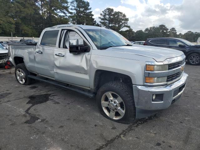 Photo 3 VIN: 1GC1KWE88GF103450 - CHEVROLET SILVERADO 