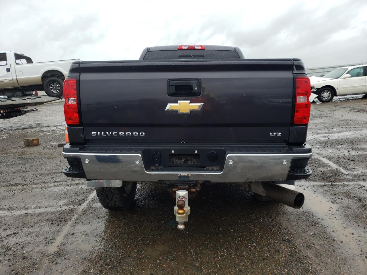 Photo 5 VIN: 1GC1KWE88GF249752 - CHEVROLET SILVERADO 