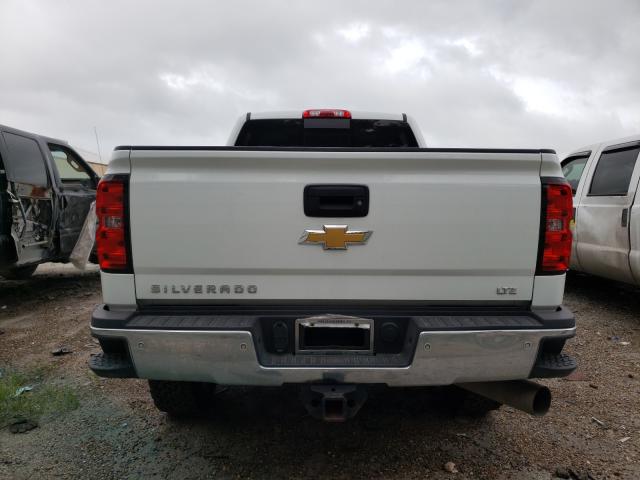 Photo 9 VIN: 1GC1KWE88GF290334 - CHEVROLET SILVERADO 