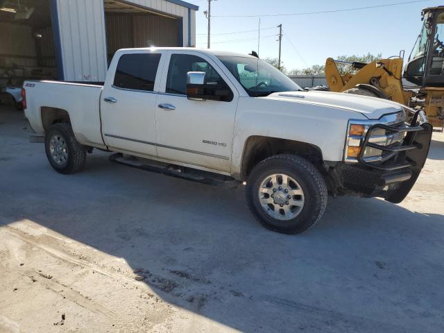 Photo 3 VIN: 1GC1KWE89FF629035 - CHEVROLET SILVERADO 