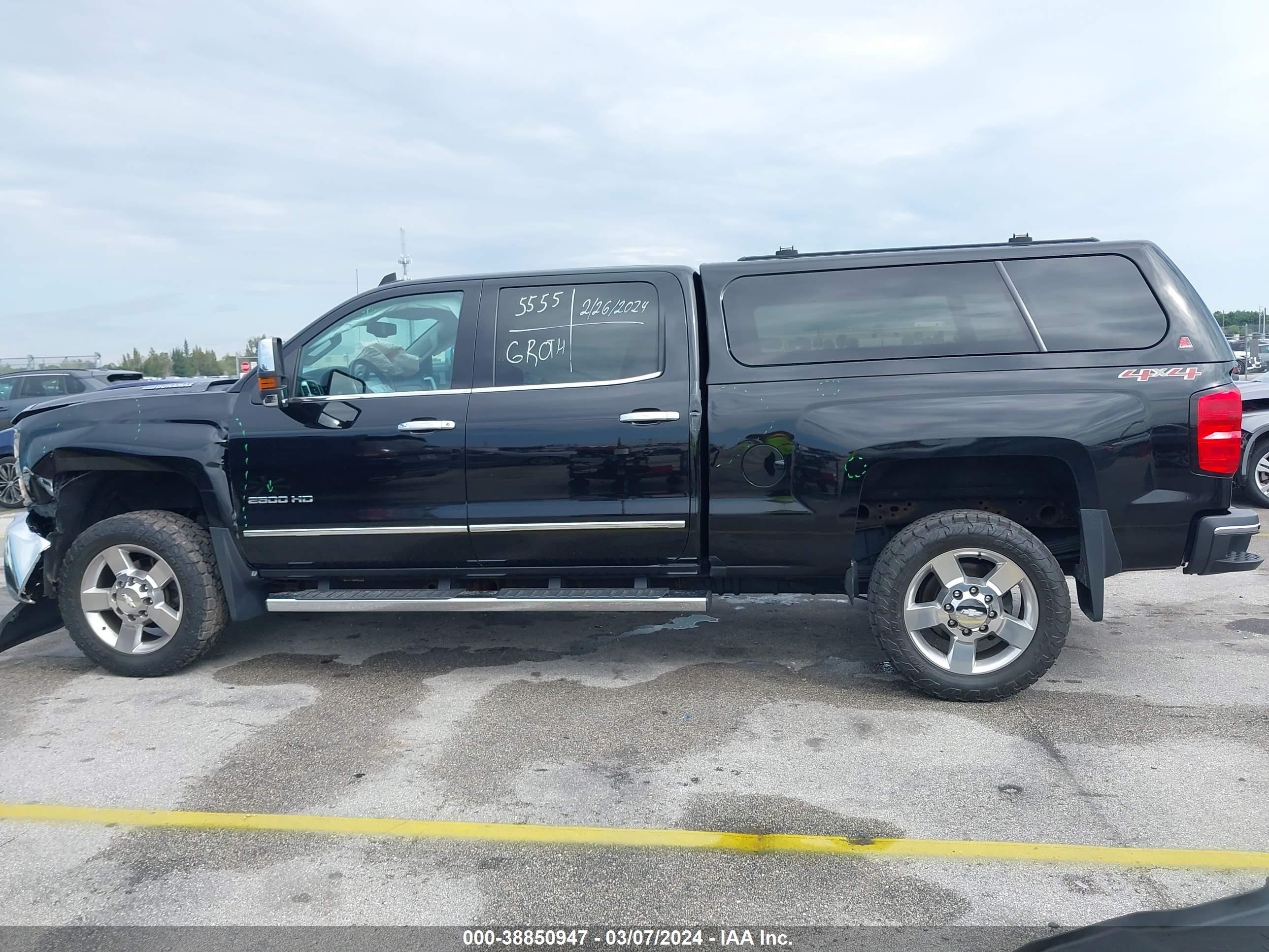 Photo 13 VIN: 1GC1KWE89GF212595 - CHEVROLET SILVERADO 