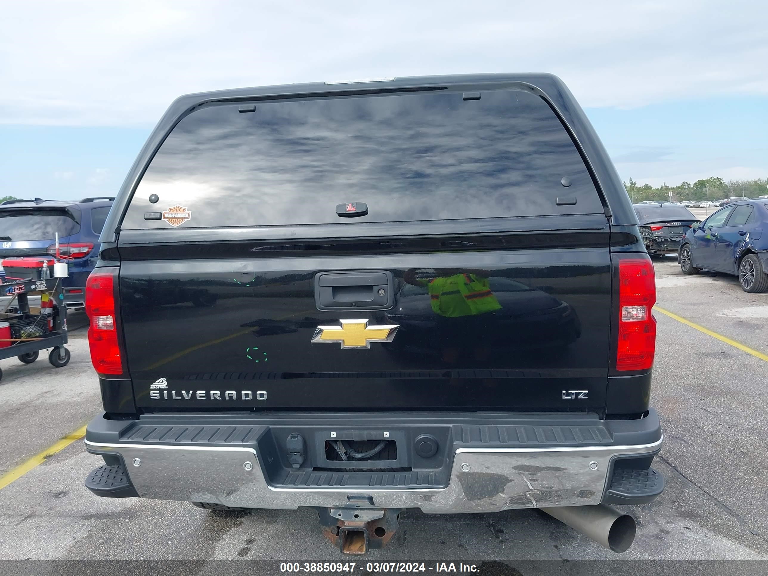 Photo 15 VIN: 1GC1KWE89GF212595 - CHEVROLET SILVERADO 