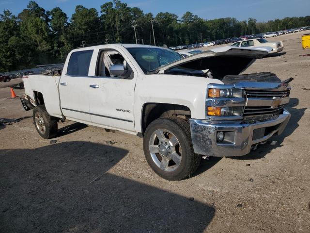 Photo 3 VIN: 1GC1KWEG2GF289297 - CHEVROLET SILVERADO 