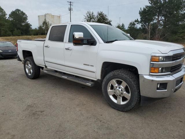 Photo 3 VIN: 1GC1KWEG5GF150670 - CHEVROLET SILVERADO 