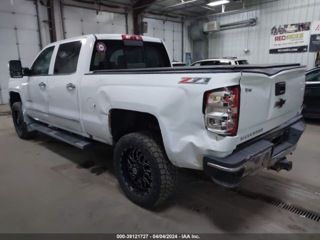 Photo 2 VIN: 1GC1KWEG8HF133976 - CHEVROLET SILVERADO 2500HD 