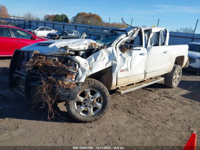 Photo 1 VIN: 1GC1KWEY0JF123425 - CHEVROLET SILVERADO 2500HD 