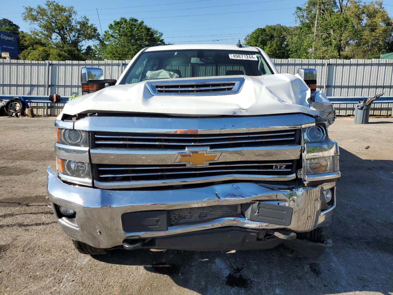 Photo 4 VIN: 1GC1KWEY0JF258758 - CHEVROLET SILVERADO 