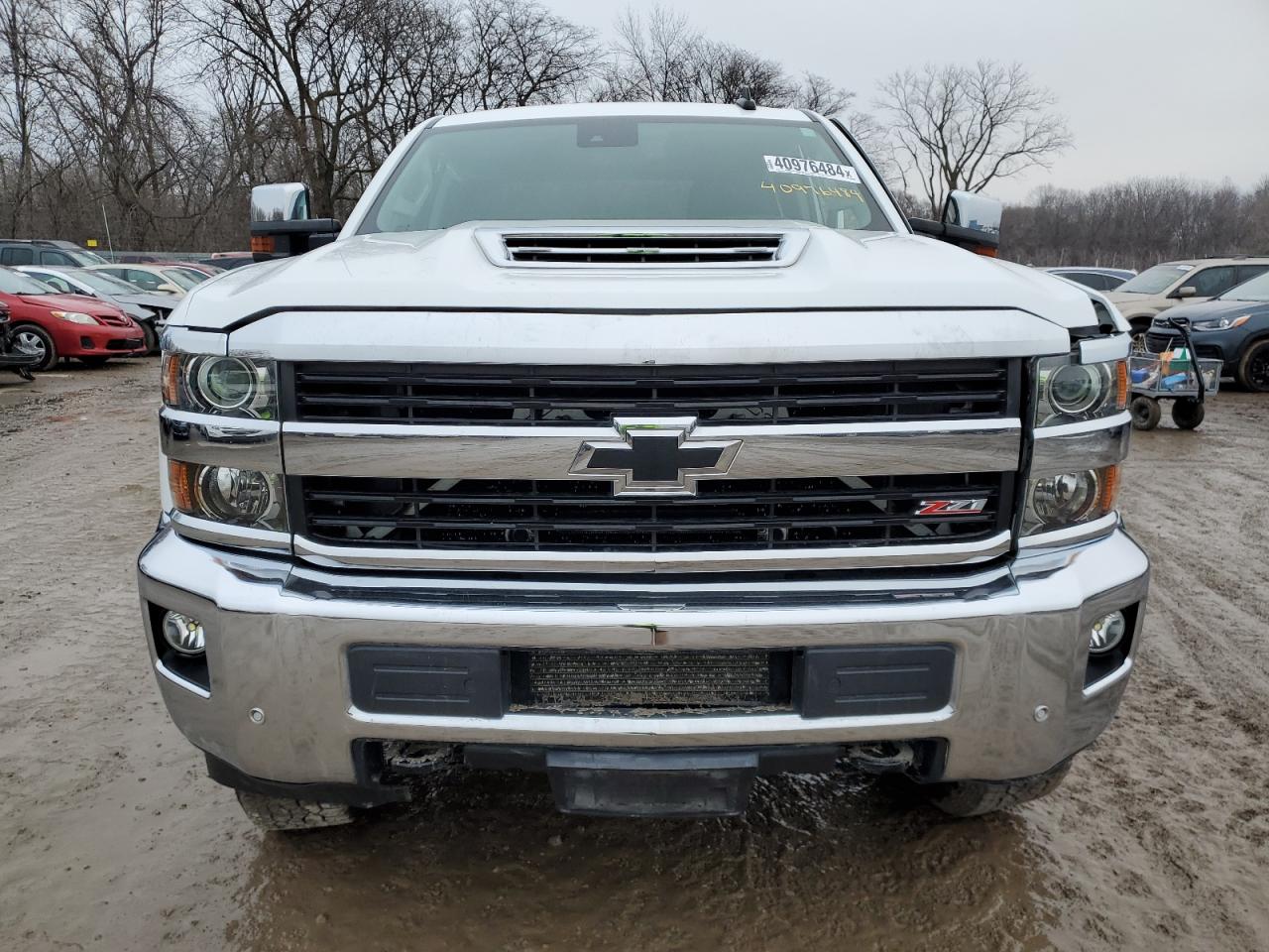 Photo 4 VIN: 1GC1KWEY1HF107163 - CHEVROLET SILVERADO 