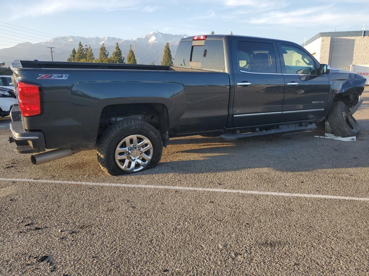 Photo 2 VIN: 1GC1KWEY1HF147730 - CHEVROLET SILVERADO 