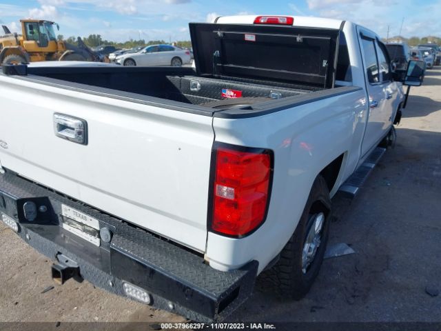 Photo 3 VIN: 1GC1KWEY1HF166827 - CHEVROLET SILVERADO 2500HD 