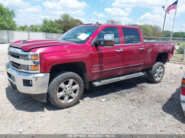 Photo 1 VIN: 1GC1KWEY1JF157129 - CHEVROLET SILVERADO 