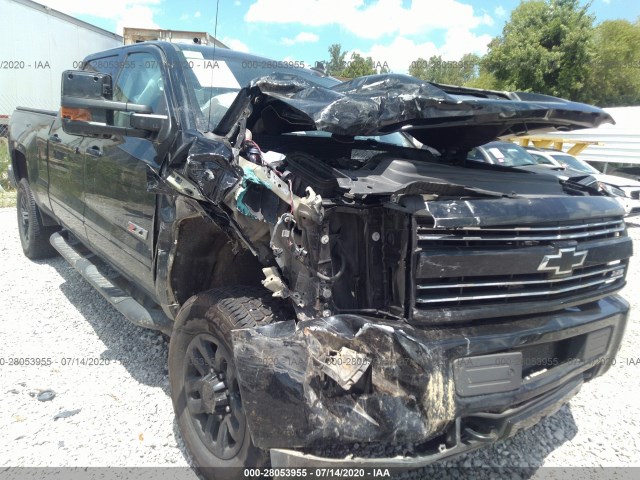 Photo 5 VIN: 1GC1KWEY1JF205177 - CHEVROLET SILVERADO 2500HD 