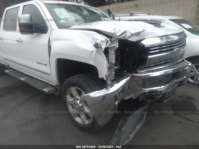 Photo 5 VIN: 1GC1KWEY2HF177688 - CHEVROLET SILVERADO 2500HD 