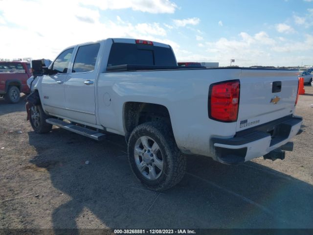 Photo 2 VIN: 1GC1KWEY2JF174845 - CHEVROLET SILVERADO 2500HD 