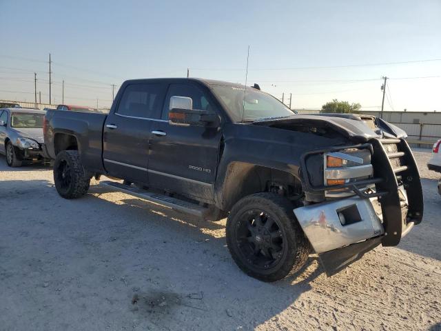 Photo 3 VIN: 1GC1KWEY2JF287484 - CHEVROLET SILVERADO 