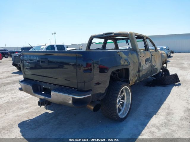 Photo 3 VIN: 1GC1KWEY2JF290529 - CHEVROLET SILVERADO 