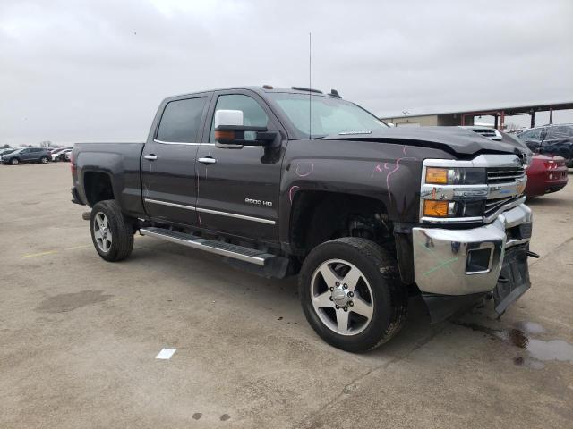 Photo 3 VIN: 1GC1KWEY3JF128067 - CHEVROLET SILVERADO 