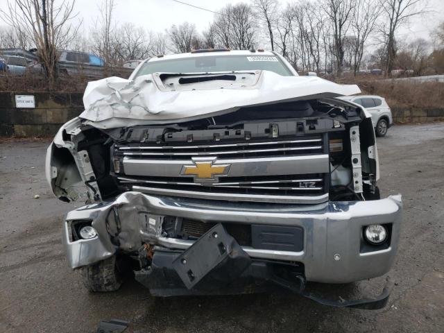 Photo 4 VIN: 1GC1KWEY3JF187314 - CHEVROLET SILVERADO 