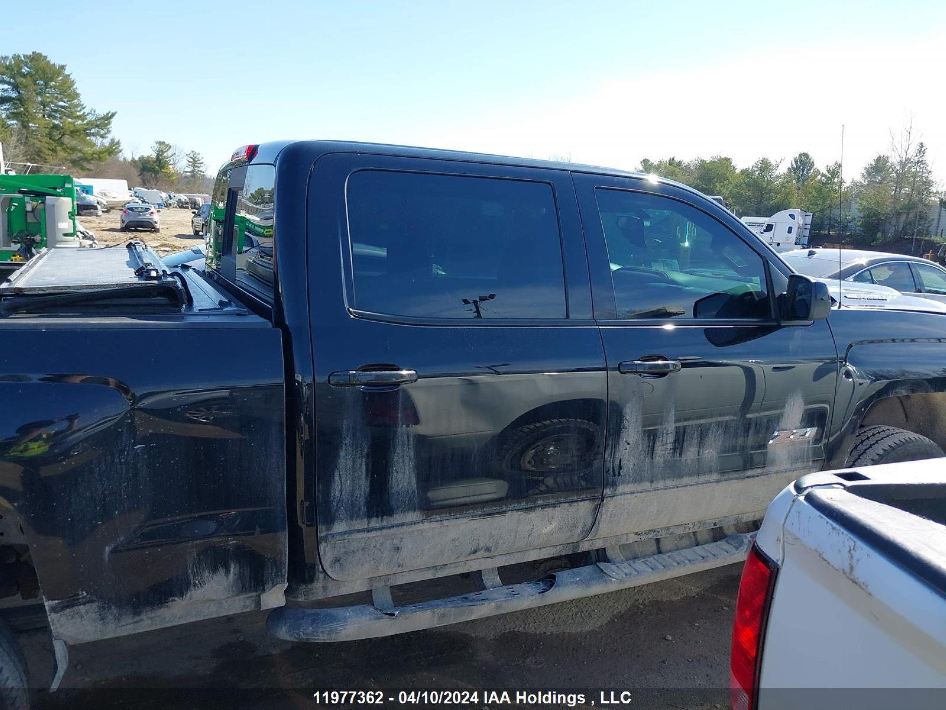 Photo 13 VIN: 1GC1KWEY4JF197009 - CHEVROLET SILVERADO 