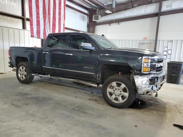 Photo 3 VIN: 1GC1KWEY4JF256091 - CHEVROLET SILVERADO 