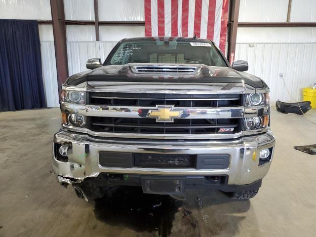 Photo 4 VIN: 1GC1KWEY4JF256091 - CHEVROLET SILVERADO 