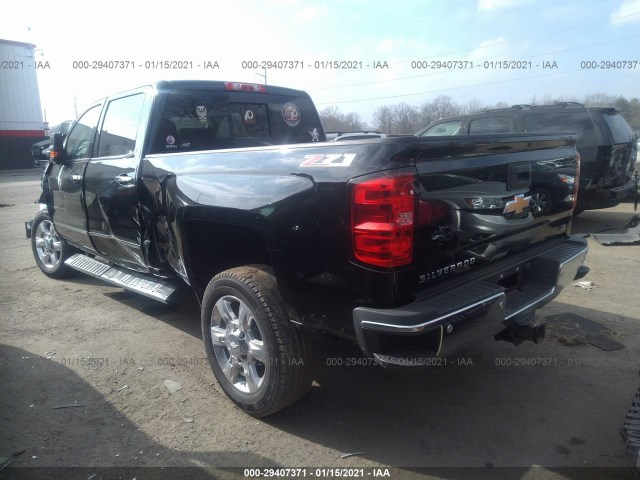 Photo 2 VIN: 1GC1KWEY5HF173893 - CHEVROLET SILVERADO 2500HD 