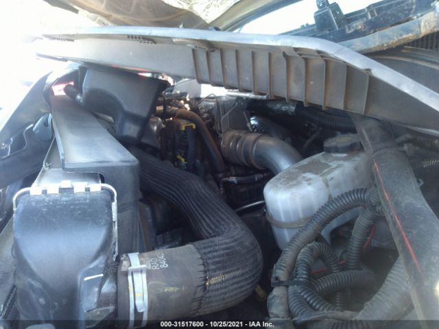 Photo 9 VIN: 1GC1KWEY5JF217493 - CHEVROLET SILVERADO 2500HD 