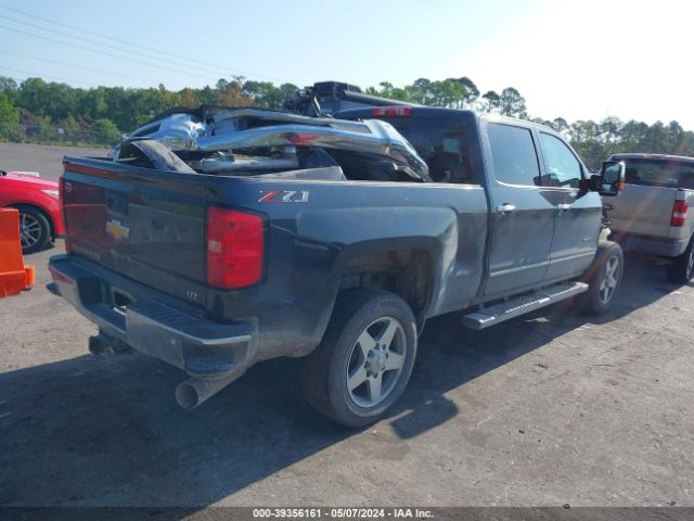 Photo 3 VIN: 1GC1KWEY5JF253281 - CHEVROLET SILVERADO 2500HD 