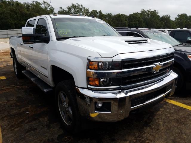 Photo 0 VIN: 1GC1KWEY6JF164058 - CHEVROLET SILVERADO 