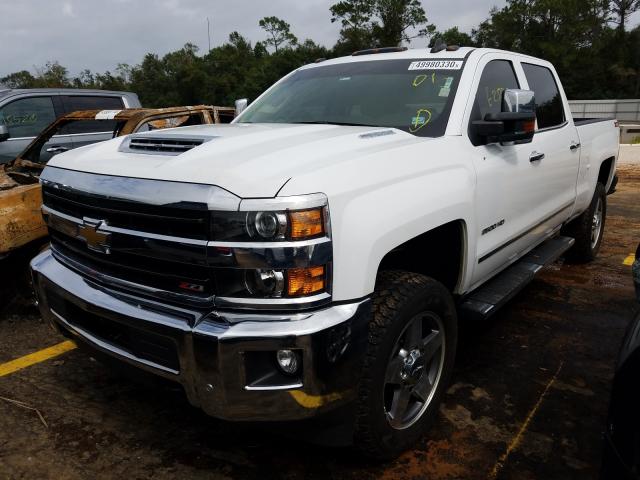 Photo 1 VIN: 1GC1KWEY6JF164058 - CHEVROLET SILVERADO 