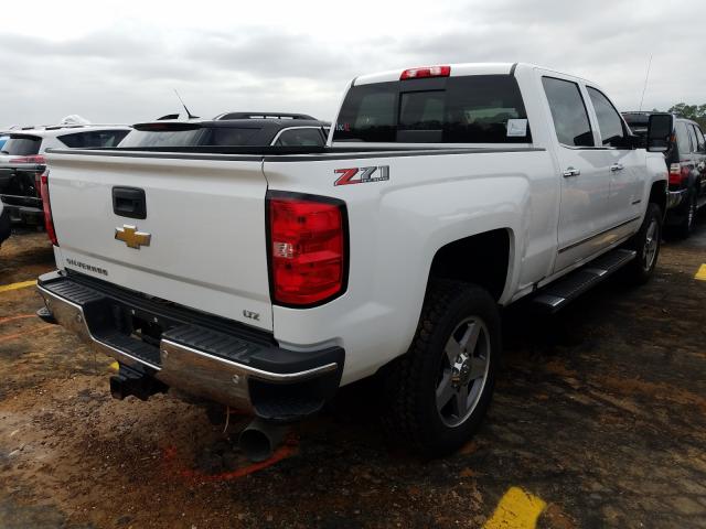 Photo 3 VIN: 1GC1KWEY6JF164058 - CHEVROLET SILVERADO 