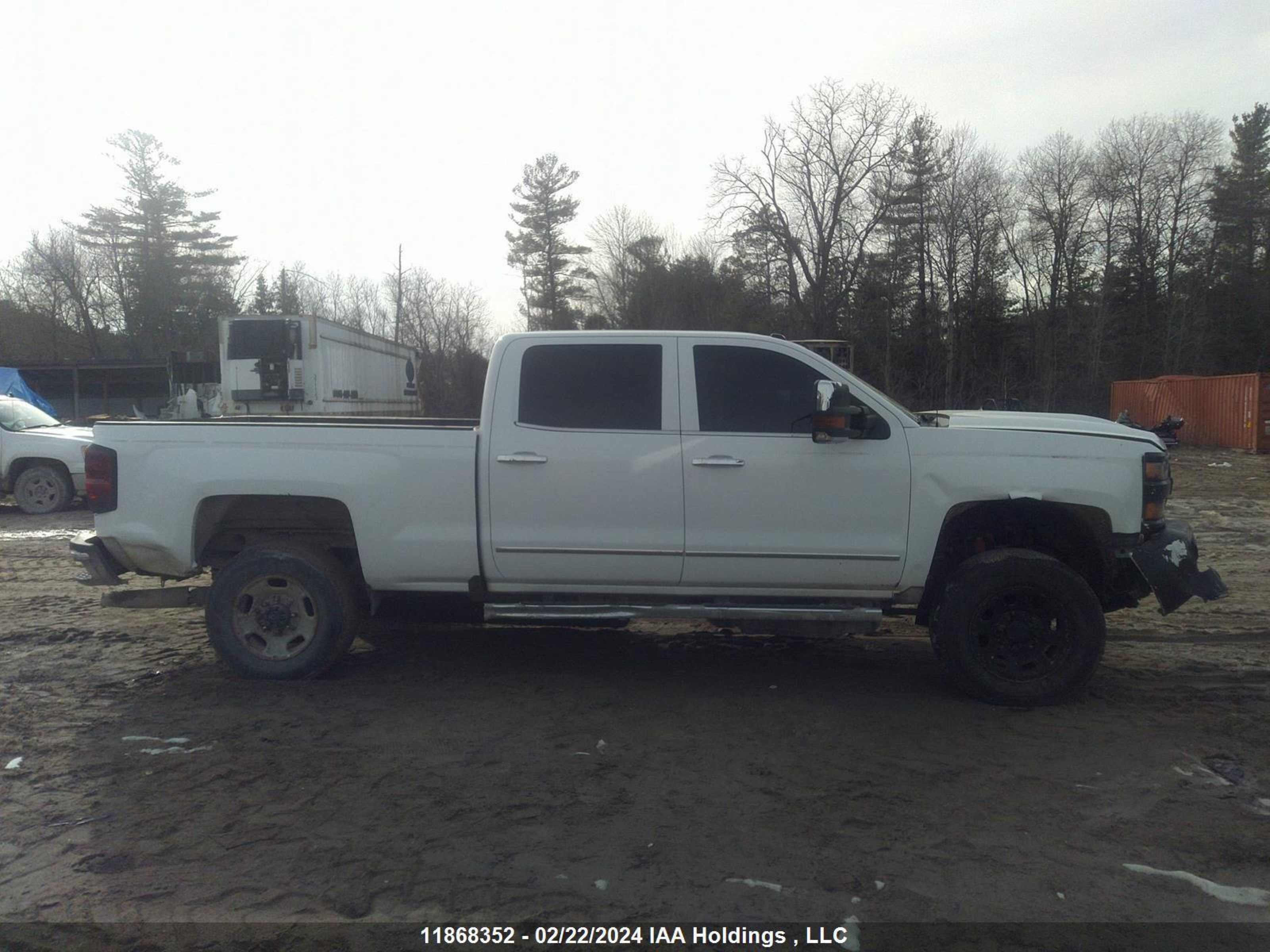 Photo 12 VIN: 1GC1KWEY7JF157149 - CHEVROLET SILVERADO 