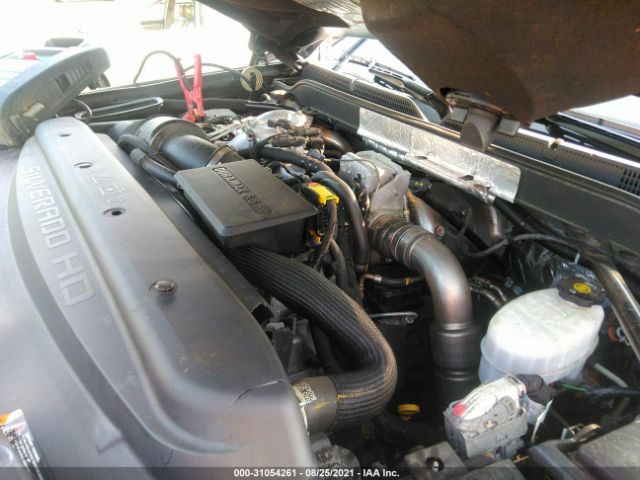 Photo 9 VIN: 1GC1KWEY7JF210657 - CHEVROLET SILVERADO 2500HD 